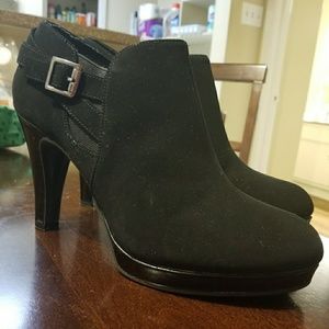 Kenneth Cole Black Booties.